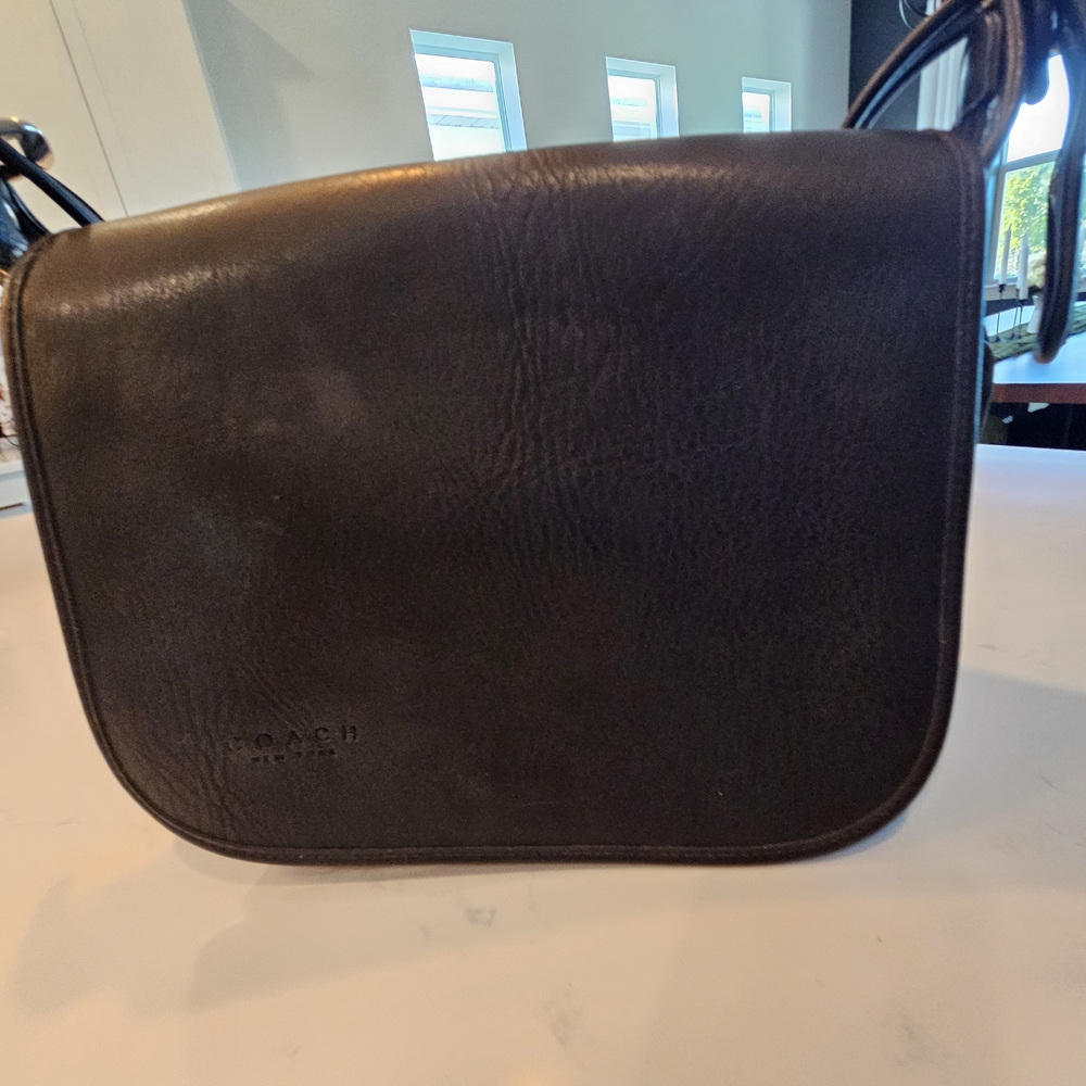 Vintage- Excellent Condition!!!Coach Black Leather Crossbody Bag